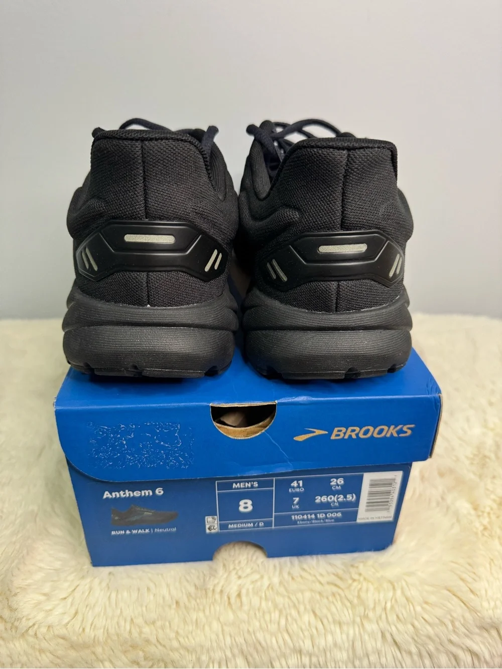 Brooks Men’s Black Running Shoes with Navy Accents